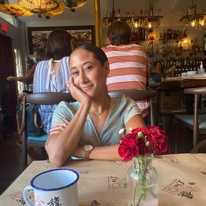 Meet your Posher, Jennifer